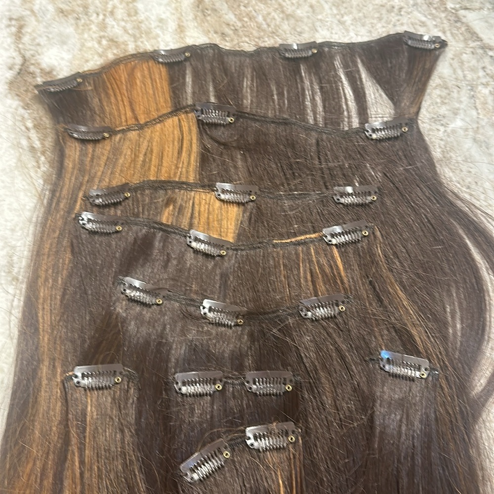 20” Hair Extensions - Picture 3 of 6